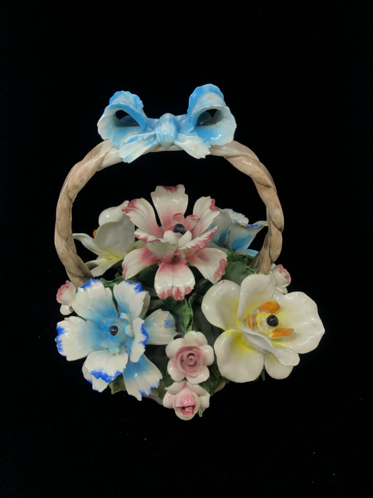 VTG CAPODIMONTE PORCELAIN FLOWER BASKET W/BLUE BOW.
