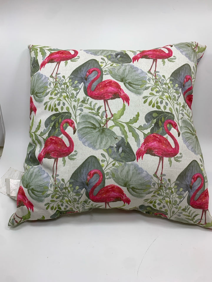 FLAMINGO ACCENT PILLOW.
