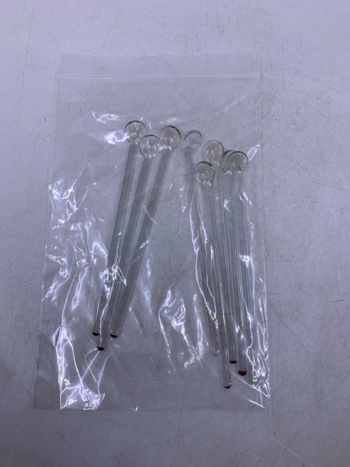 8 CLEAR GLASS DRINK STRRING SPOONS IN BAG.
