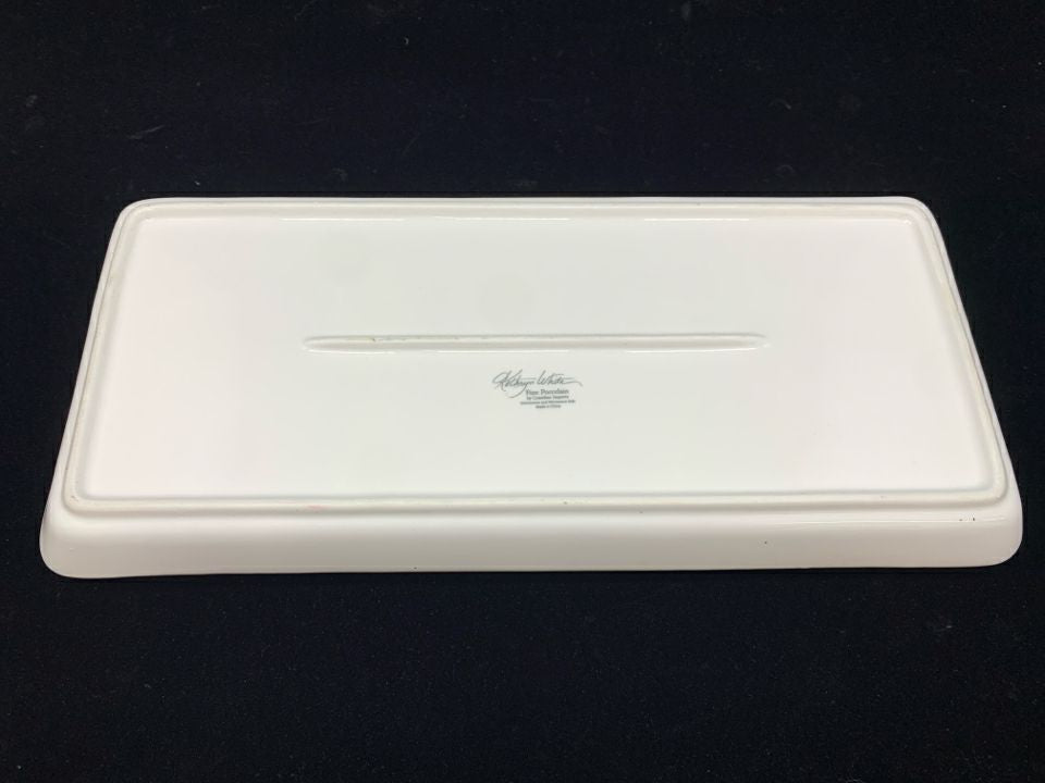 BIRDS OF A FEATHER CERAMIC FLAMINGO TRAY.