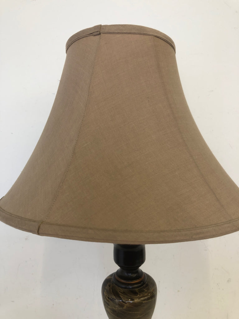 FAUX MARBLE BASE LAMP W TAN SHADE.