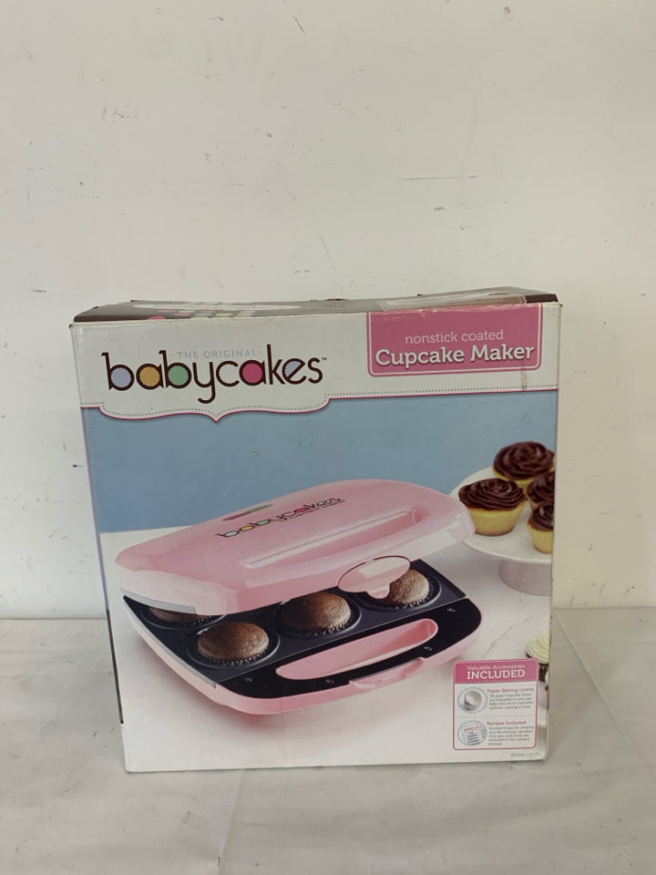 NIB CUPCAKE MAKER.