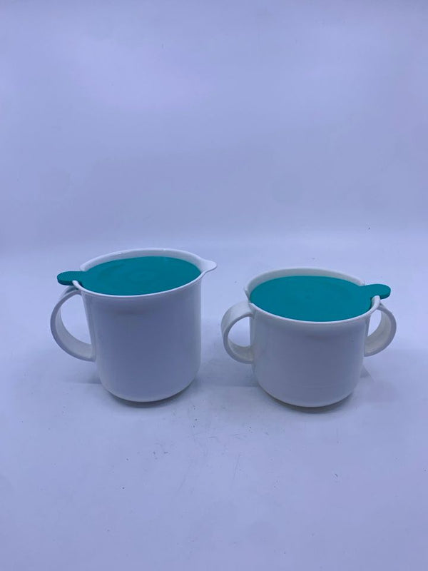 VTG TUPPERWARE CREAMER AND SUGAR.