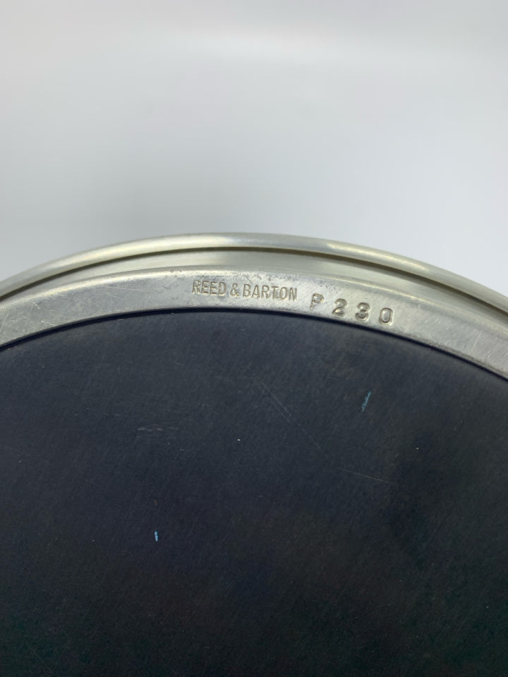 VTG MELAMINE CENTER W/ METAL RIM CIRCLE TRAY.