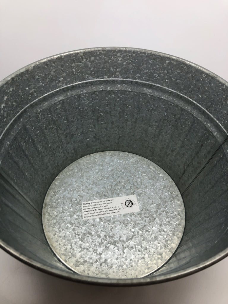 Bucket