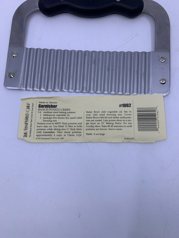 METAL GARNISHER CHOPPER/CUTTER W/ SAFETY SLEEVE.