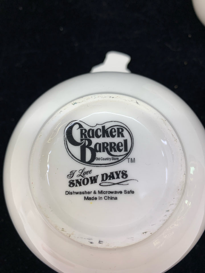 2 SNOWMAN NESTING BOWLS.