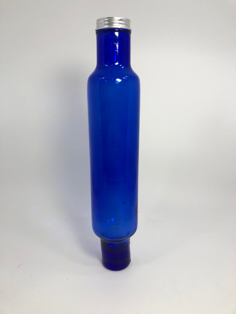 VTG COBALT BLUE GLASS ROLLING PIN BOTTLE.