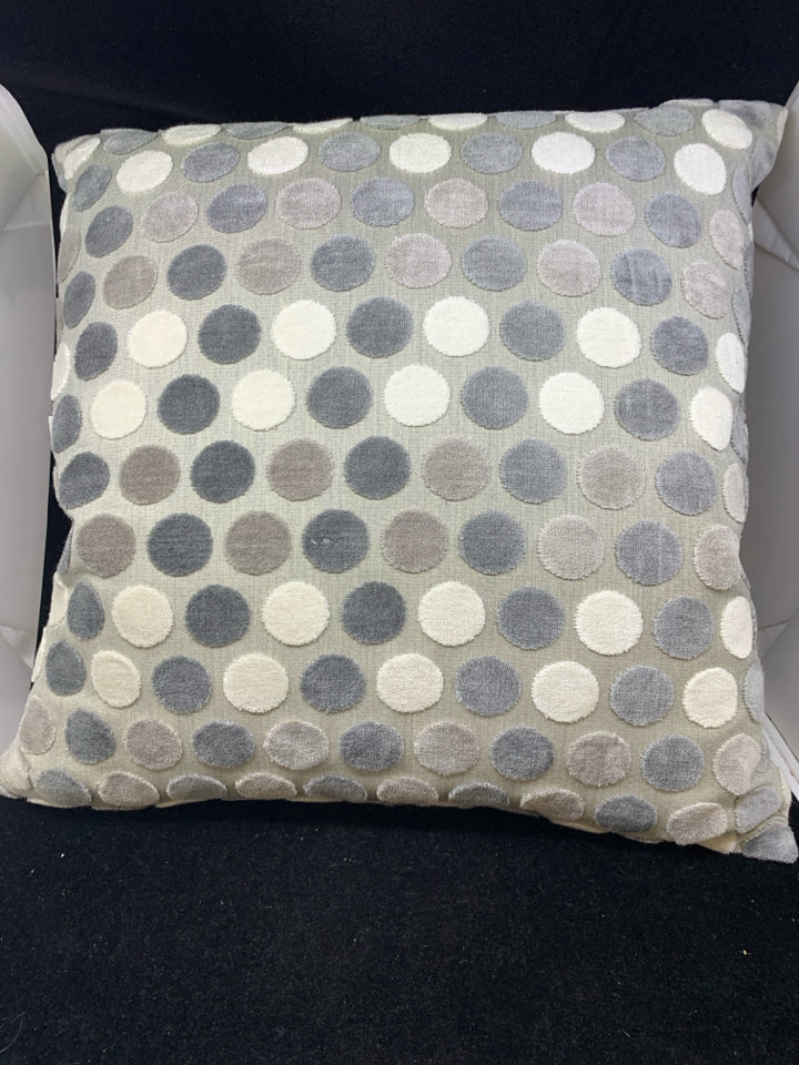 GREYS/WHITE POLKA DOT PILLOW.