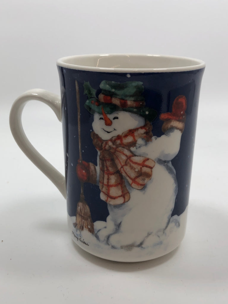 4 SNOWMAN MUGS - THOMSON POTTERY.