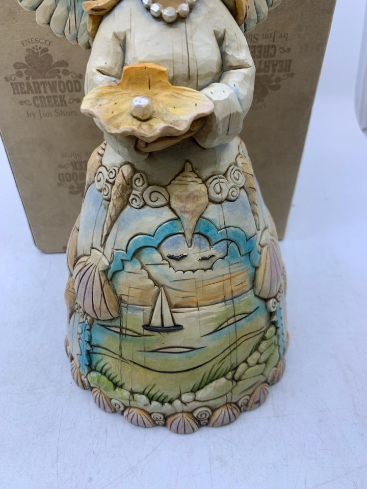 NIB SAFEKEEPER OF THE SEAS & SEASHORE ANGEL RETIRED 2003.