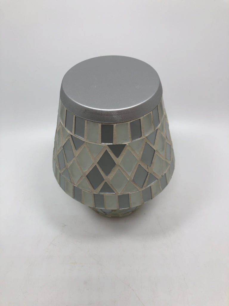 MOSAIC BATTERY LIGHT UP LAMP.