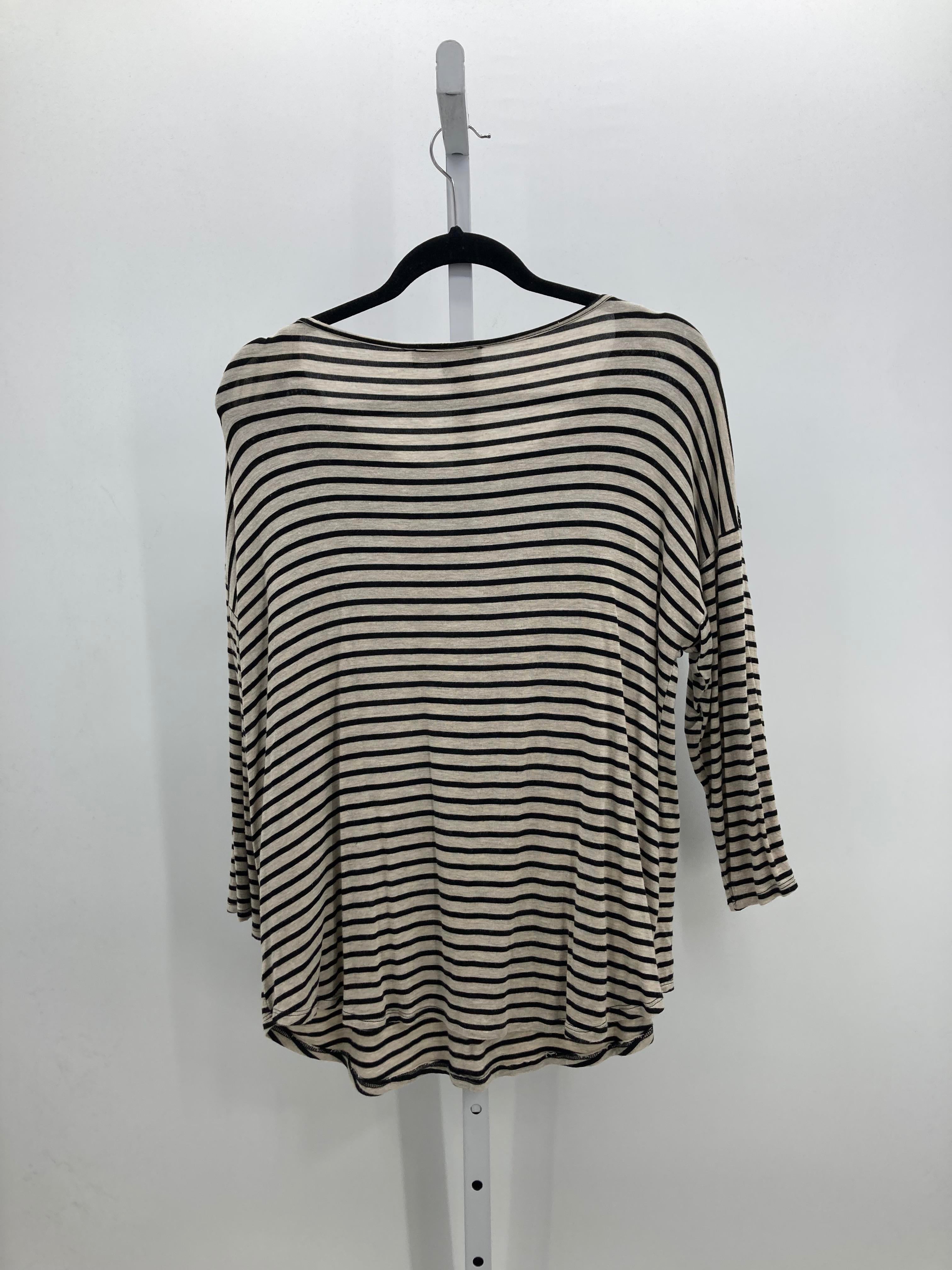 BLEU Size Large Misses 3/4 Sleeve Shirt