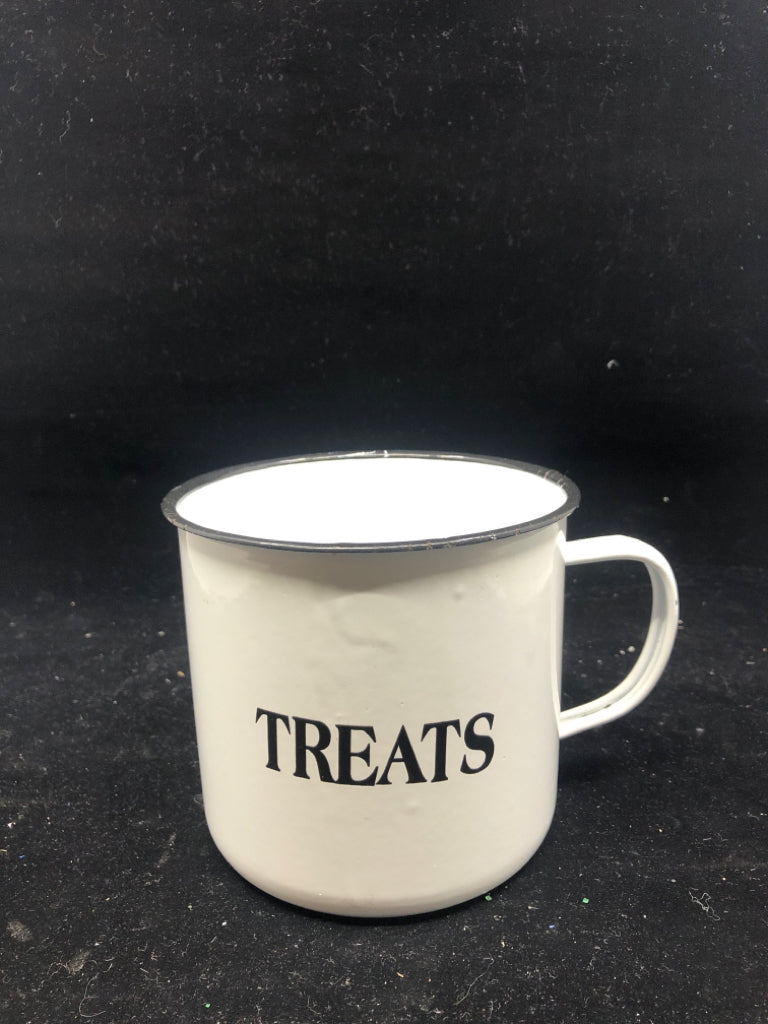 WHITE LARGE MUG "TREATS" 4.