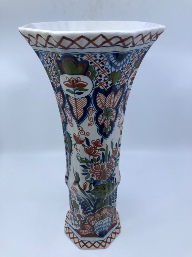 TALL ORANGE AND BLUE FLORAL ASIAN STYLE MAKKUM VASE.