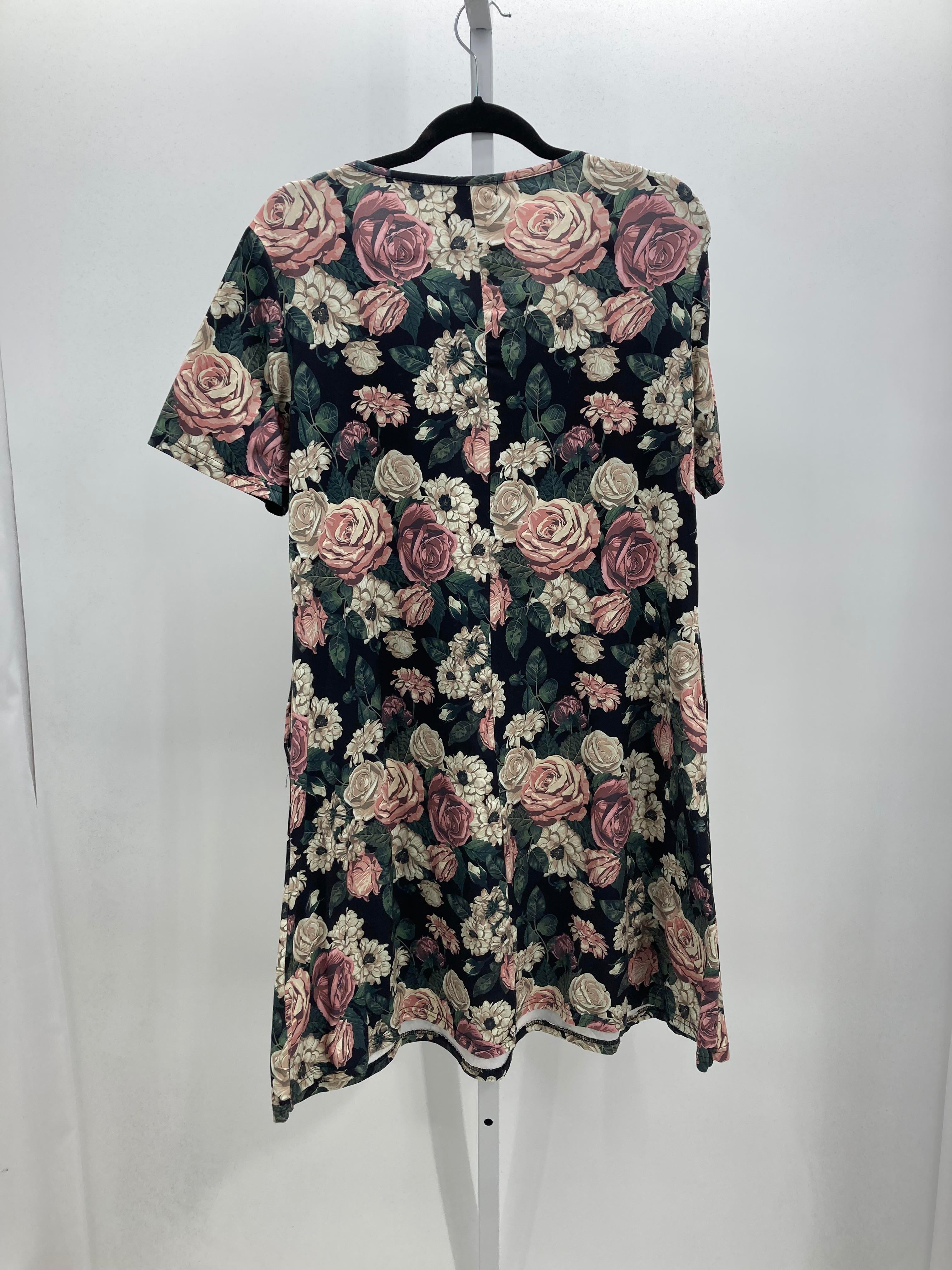 Size Large Misses Short Sleeve Dress