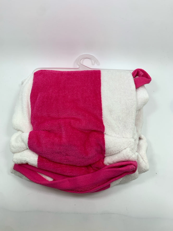 NWT PINK/WHITE STRIPE BEACH TOWEL.