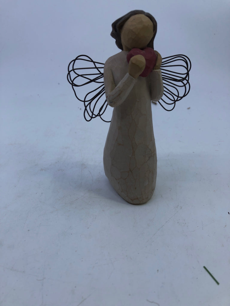 WILLOW TREE ANGEL OF THE HEART- GIRL WITH HEART.