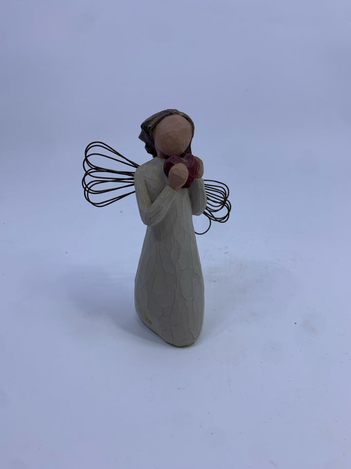 WILLOW TREE ANGEL OF HEART.