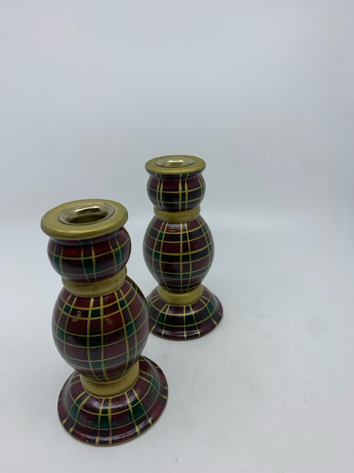 2 RED GREEN PLAID TAPER CANDLE HOLDERS.