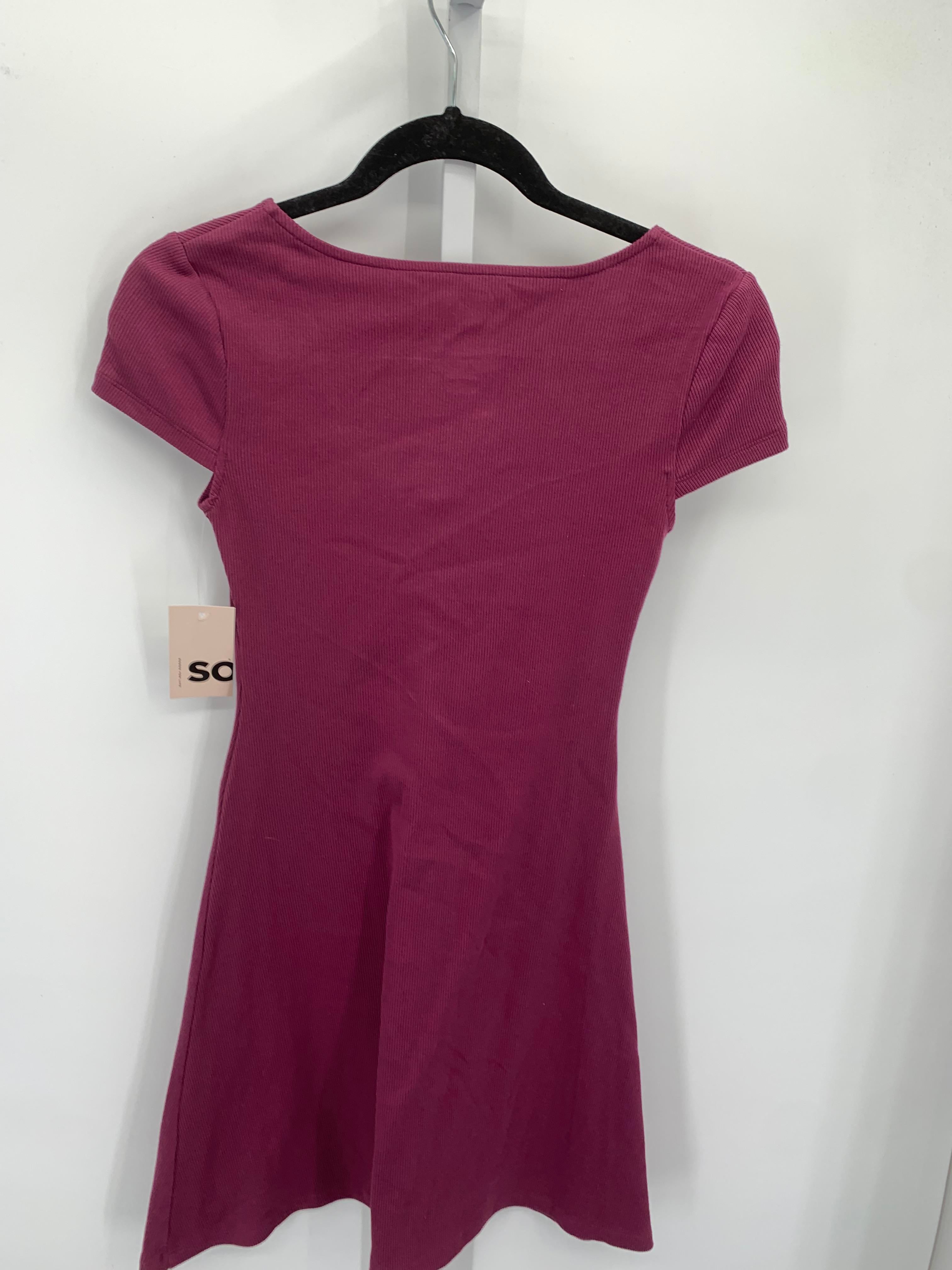 SO Size X Small Juniors Short Sleeve Dress