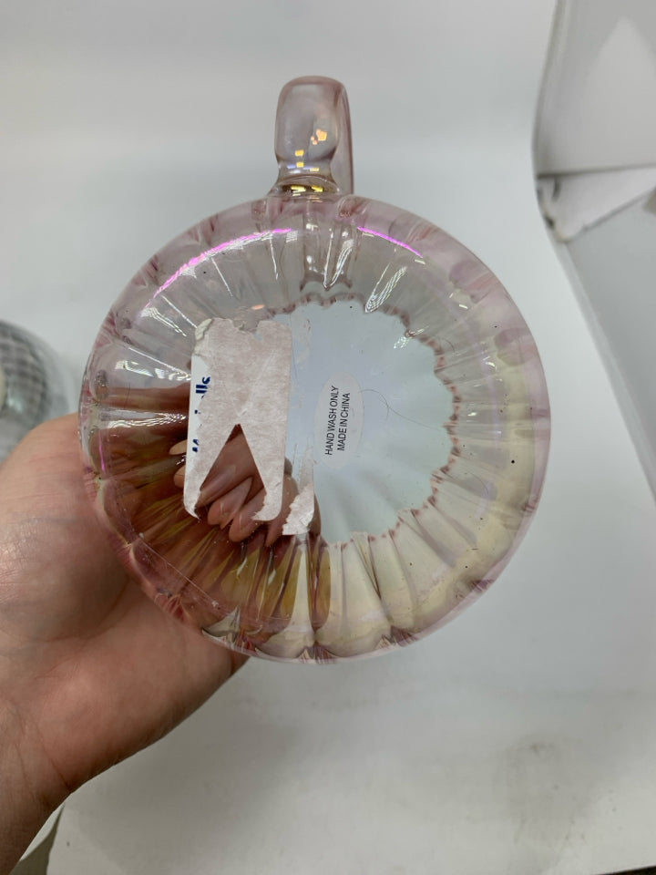 DELICATE IRIDESCENT MUG W/ DISCO BALL CAP.