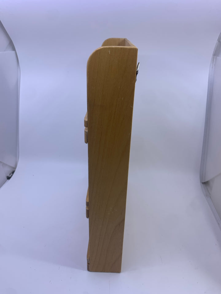 BLONDE WOOD 3 TIER SPICE RACK.