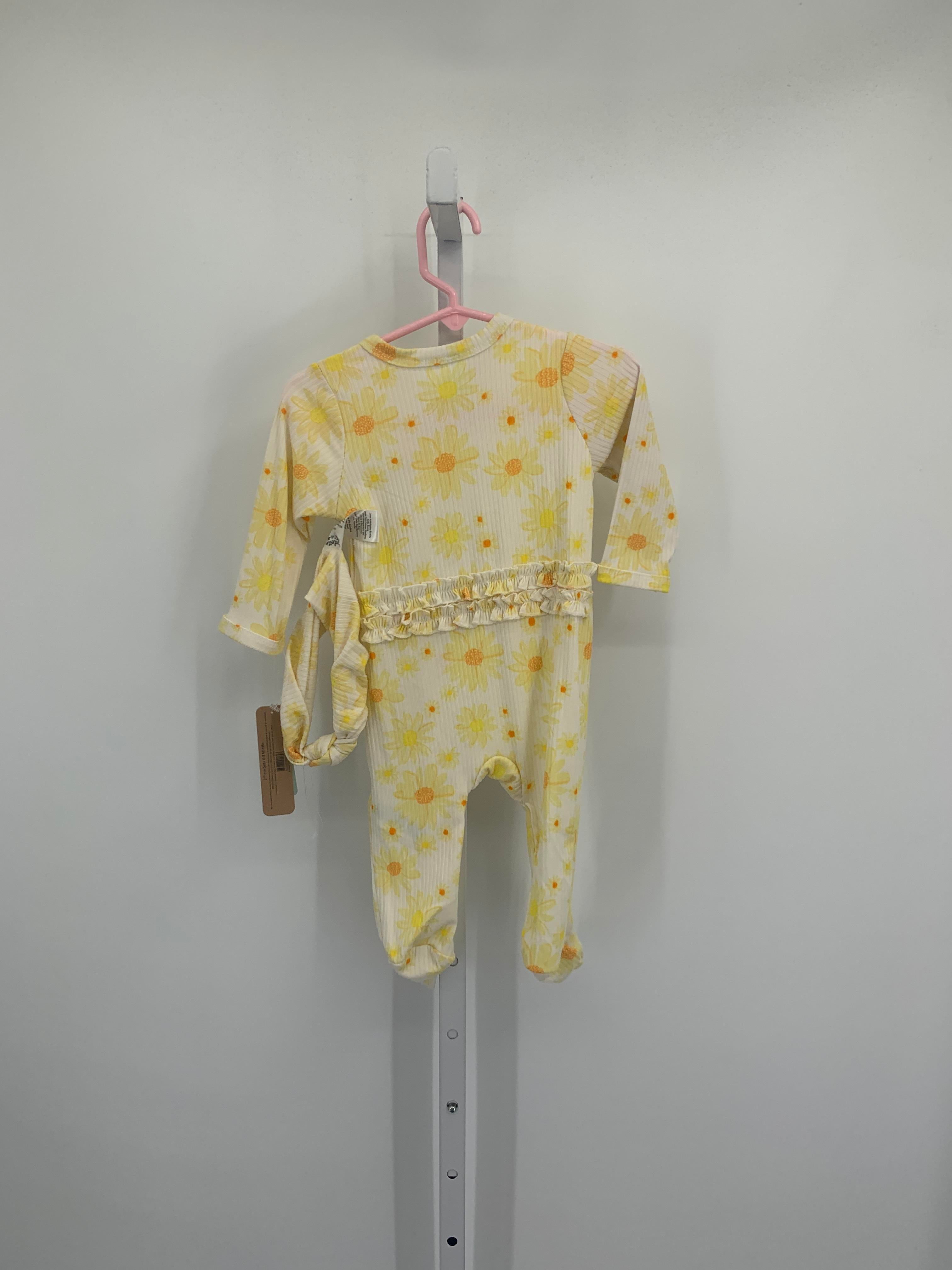 Size 6-9 mon Girls Long Slv. Romper