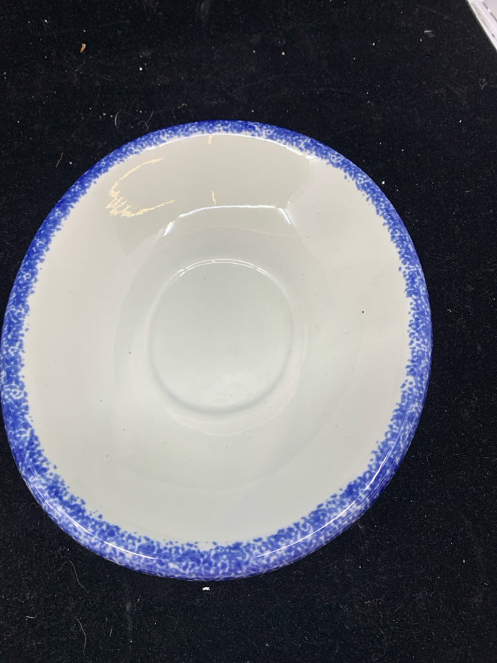 BLUE APPLE PATTERN PITCHER AND BOWL.