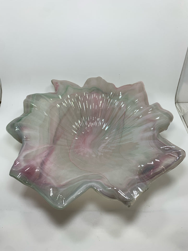 PINK/GREEN FLOWER CENTERPIECE BOWL.