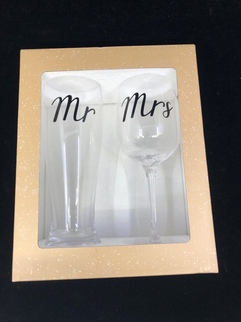 NIB WINE +PILSNER MR/MRS SET OF GLASSES.