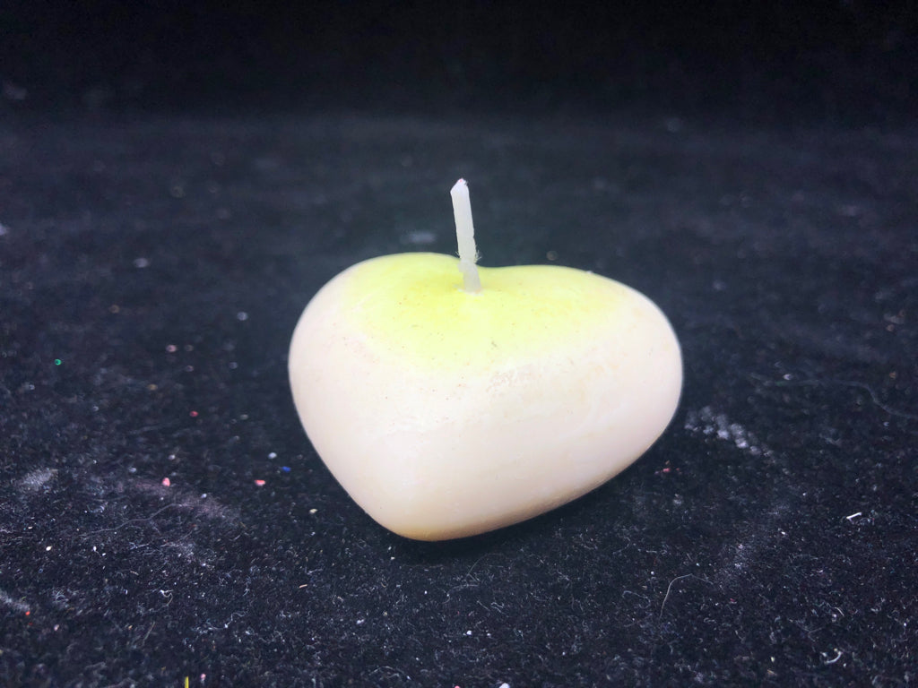 SMALL SOY WAX CANDLE HEART.