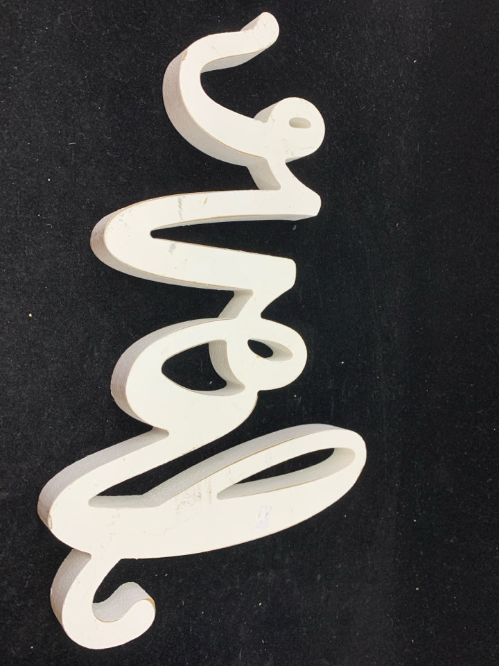 WOOD LOVE SHELF DECOR.