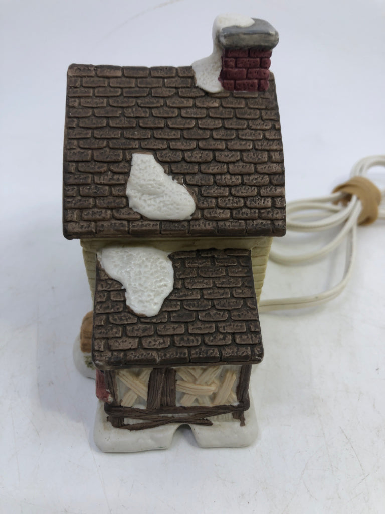 CERAMIC VILLAGE HOME "STABLE" W/ ANIMALS.