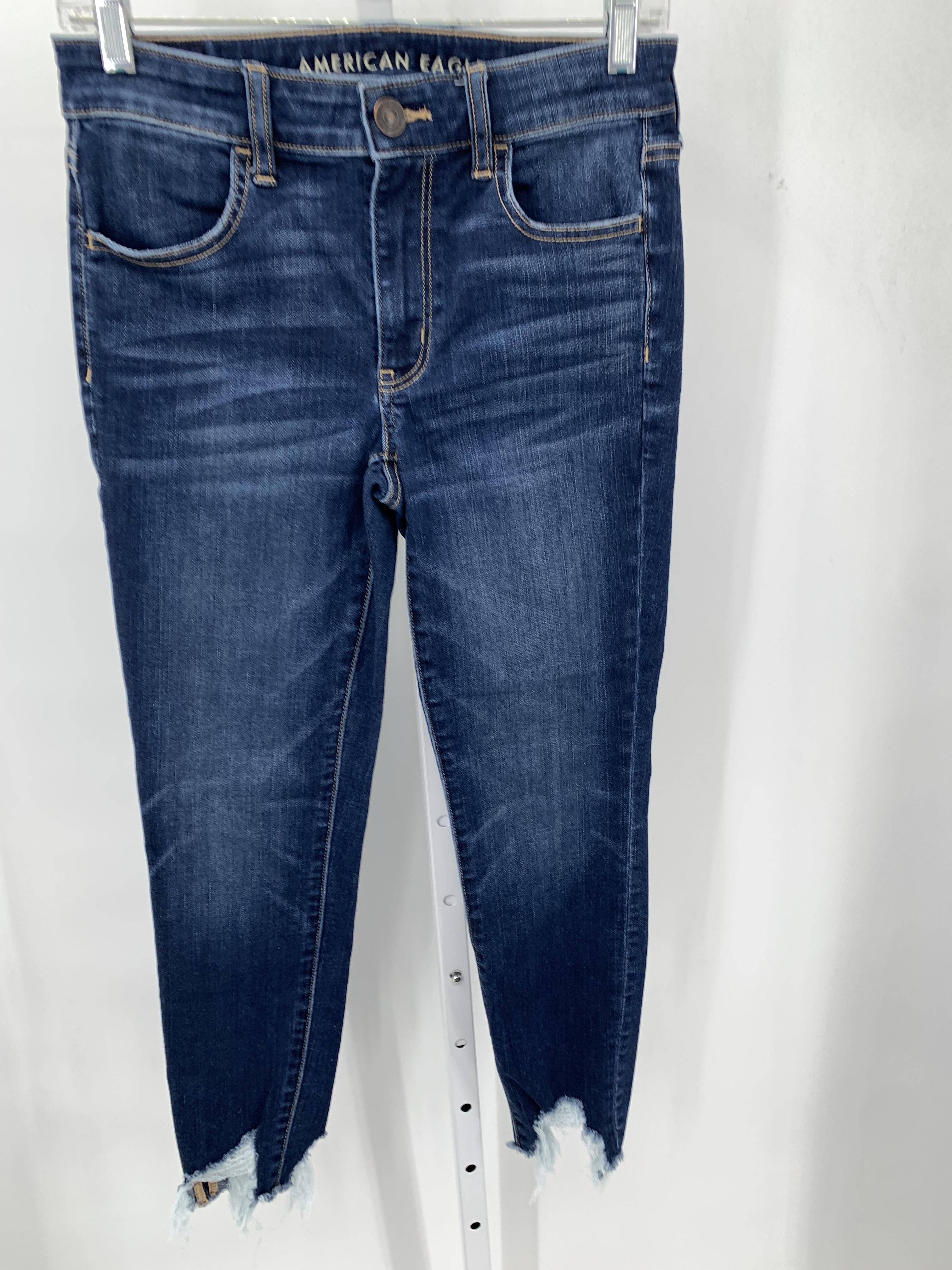 American Eagle Size 6 Juniors Cropped