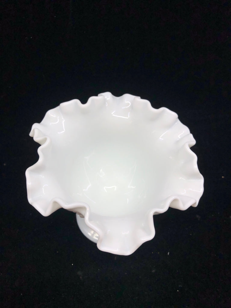 VTG HOBNAIL FOOTED WAVY EDGE MILK GLASS DISH.