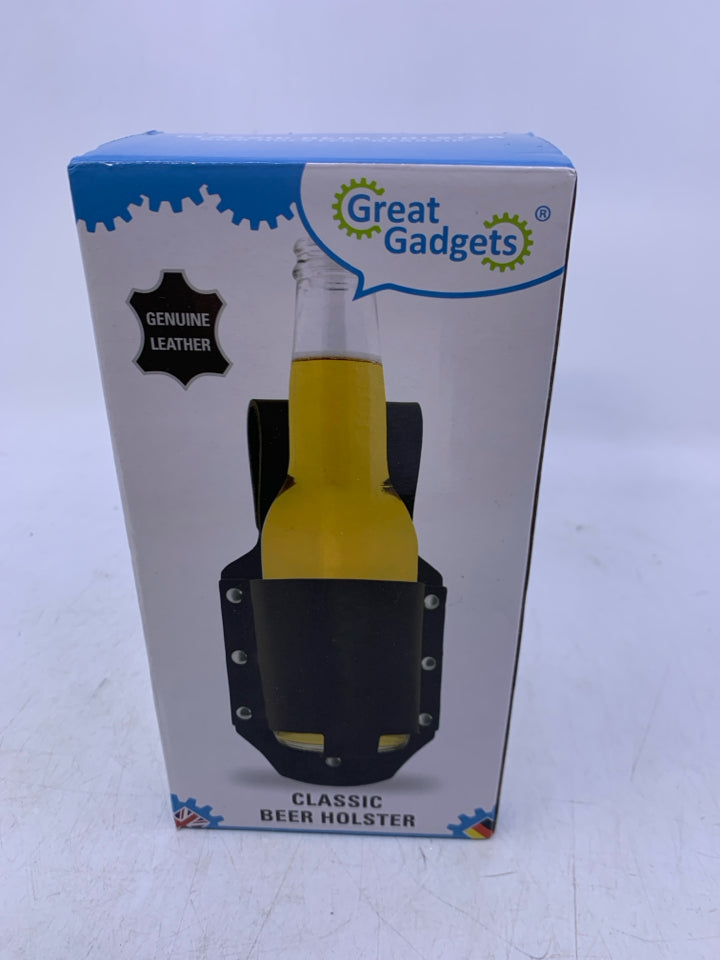 NIB LEATHER BEER HOLSTER.