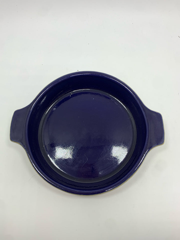 STONEWARE OVAL AU GRATIN DISH.