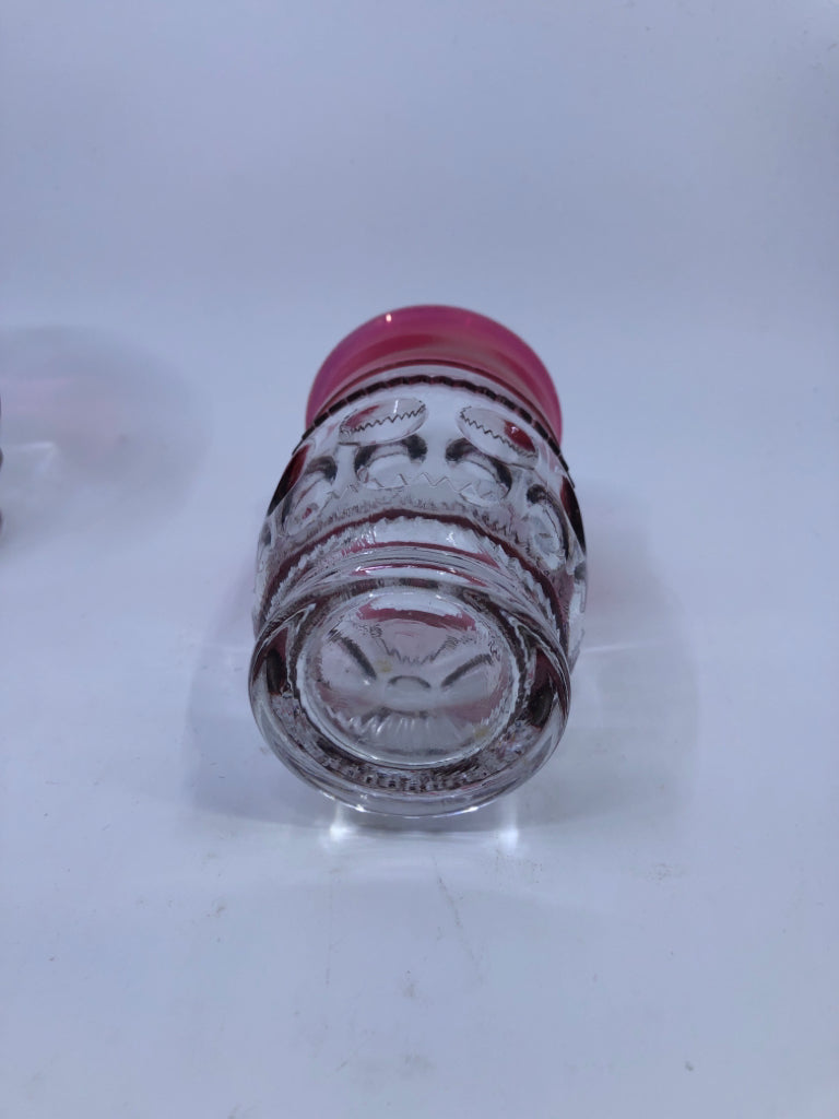 6 VTG CRANBERRY THUMBPRINT PATTERN GLASSES.