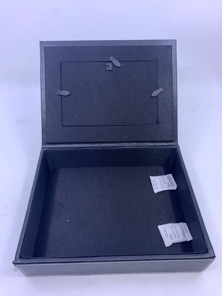 FAUX LEATHER JEWELRY BOX W PHOTO INSERT.