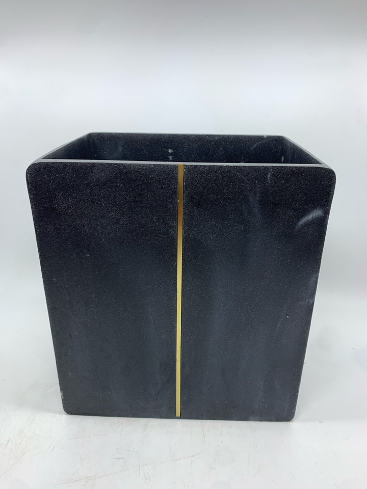 BLACK MARBLE TRASH W/GOLD ACCENTS.