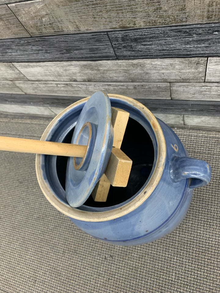 VTG BLUE CERAMIC BUTTER CHURN + WOOD DASHER.