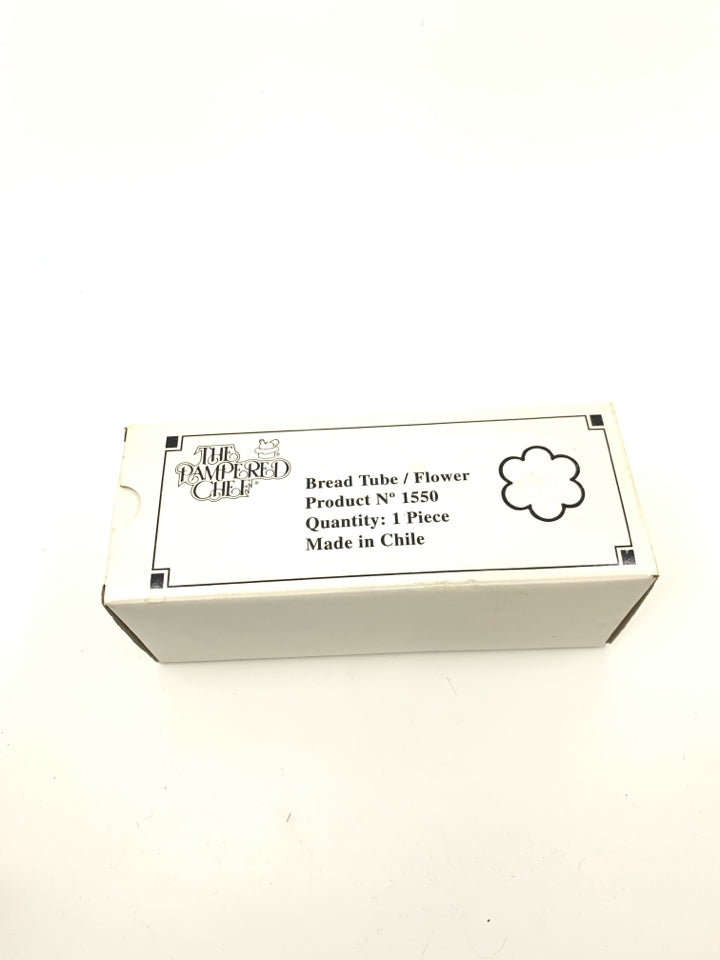 NIB BREAD TUBE FLOWER SHAPED.