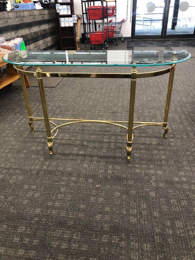 GOLD LEGGED SIDE TABLE W/GLASS TOP.