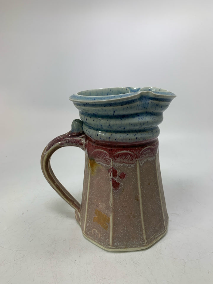 PINK/BLUE ABSTRACT CREAMER.