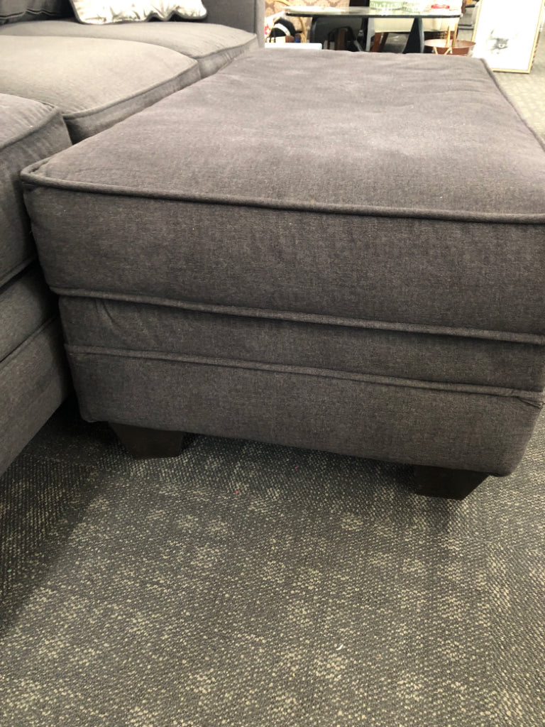 SOFT GRAY SOFA W/OTTOMAN & 3 PILLOWS.