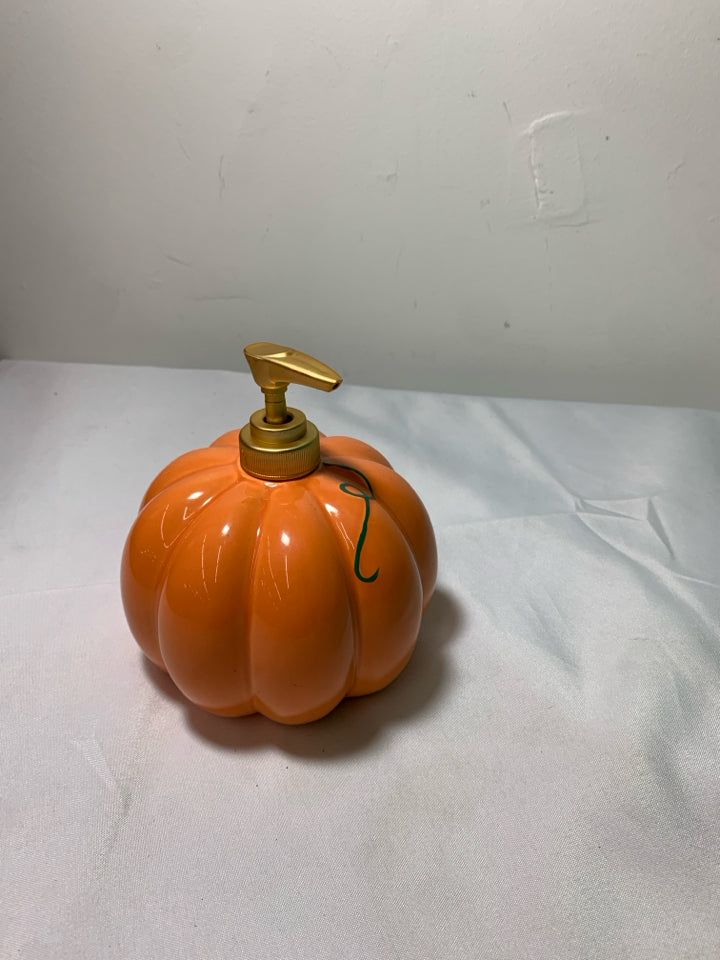 ORANGE PUMPKIN HAND SOAP DISPENSER.