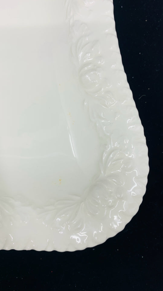 WHITE TEXTURED ITALY SERVING PLATTER.