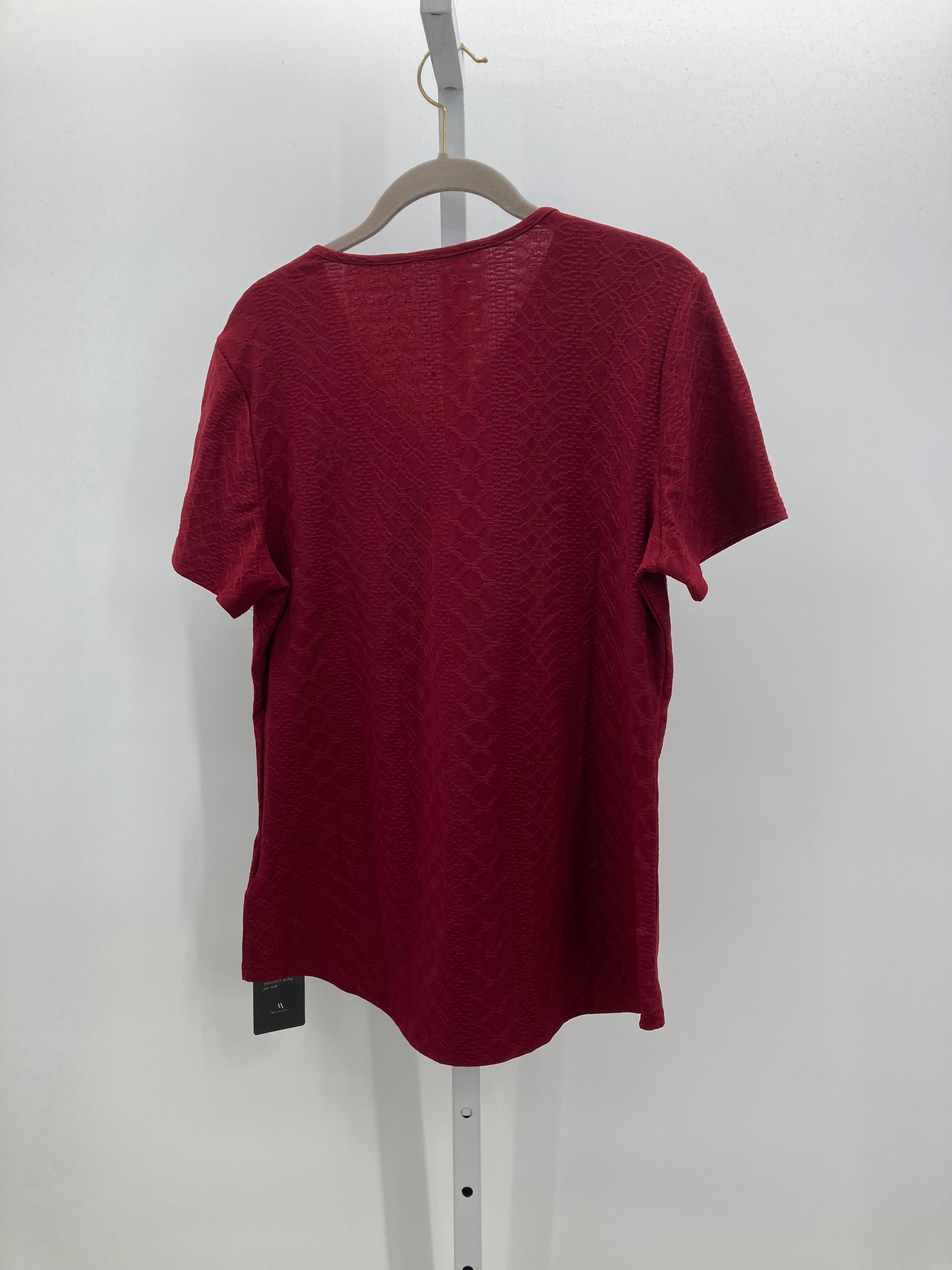 Size Medium Misses Short Sleeve Shirt