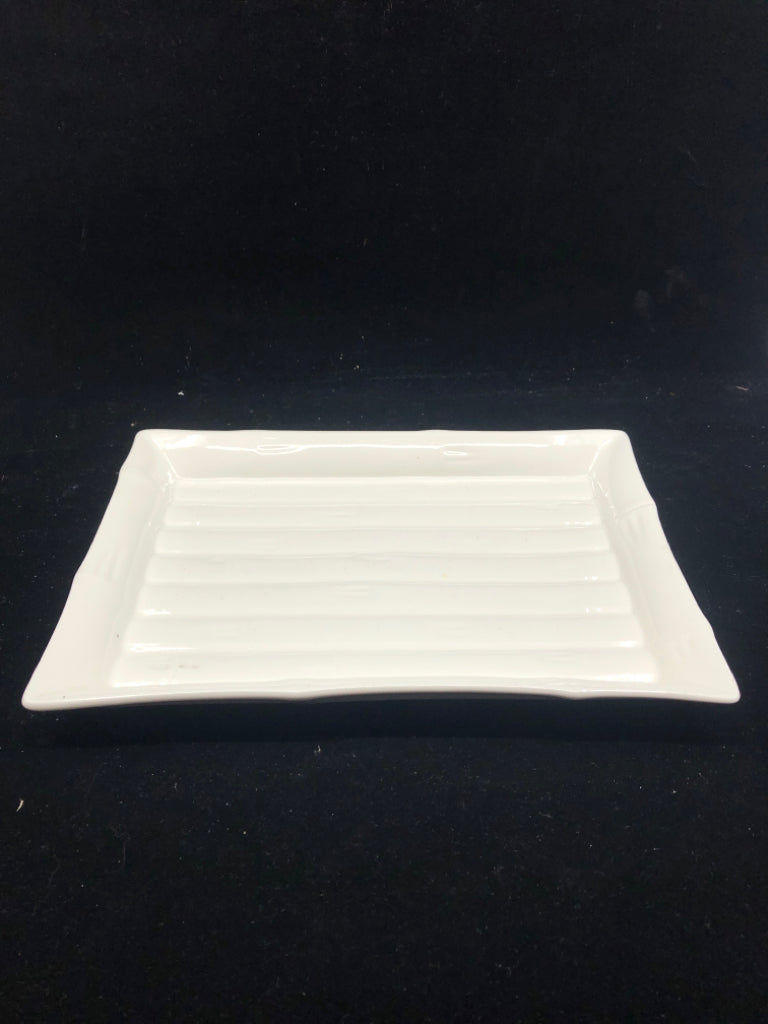 WHITE BAMBOO STYLE RECTANGLE PLATE.